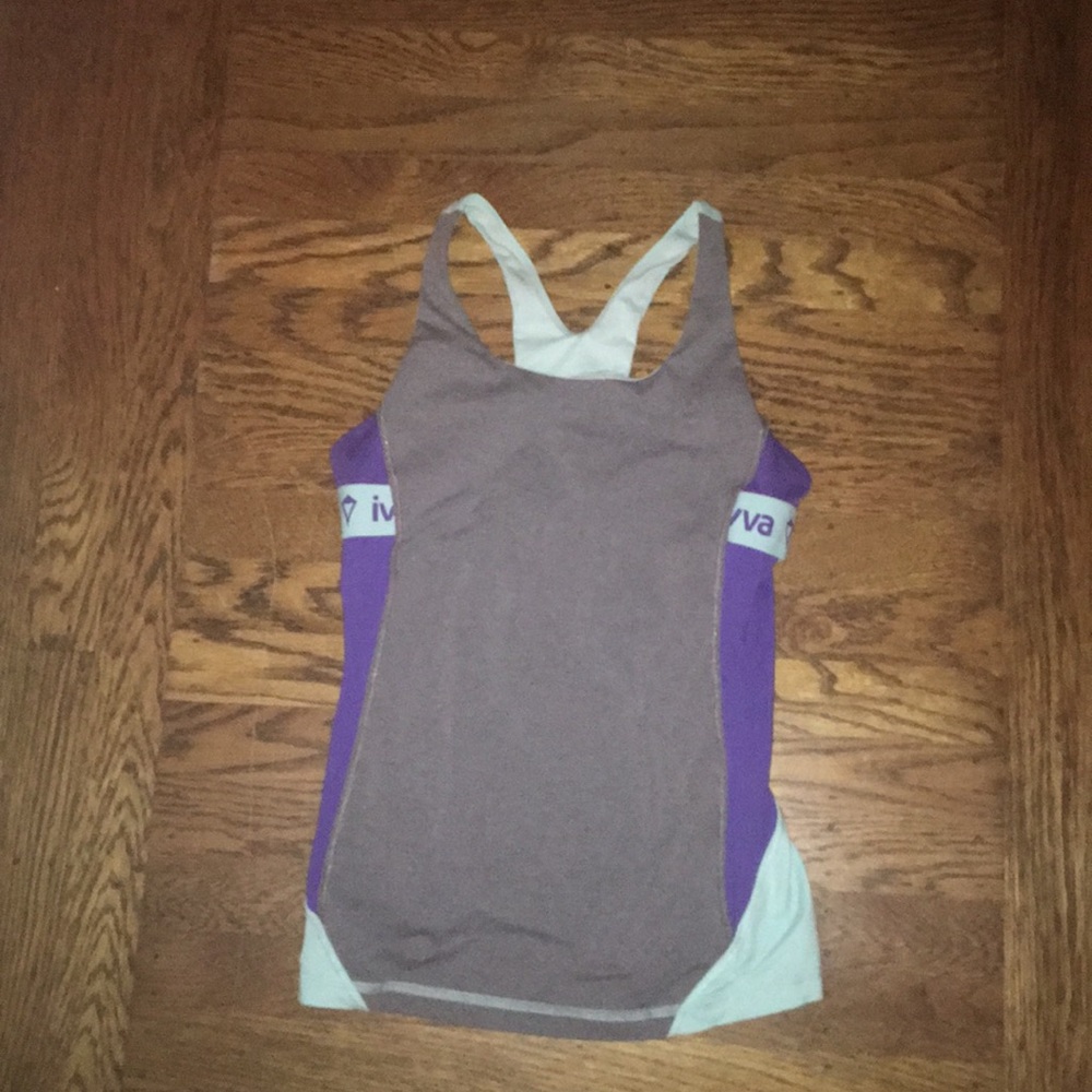 Ivivva sport top